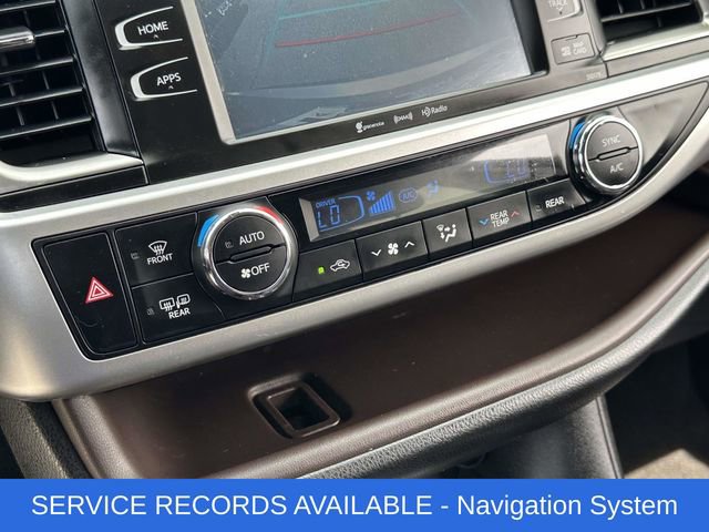 Used 2017 Toyota Highlander XLE AWD/4WD image 5