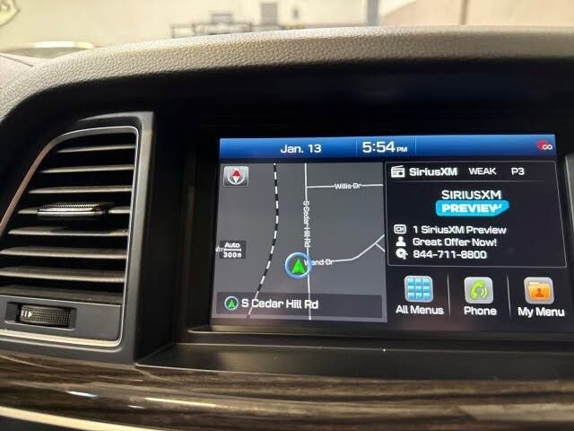 Used 2020 Genesis G80 3.8 RWD image 28