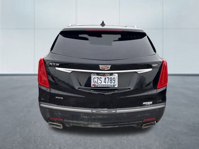 Used 2017 Cadillac XT5 Luxury w/ Driver Awareness Package image 3