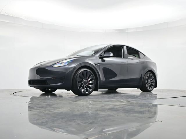 Used 2024 Tesla Model Y Performance image 37