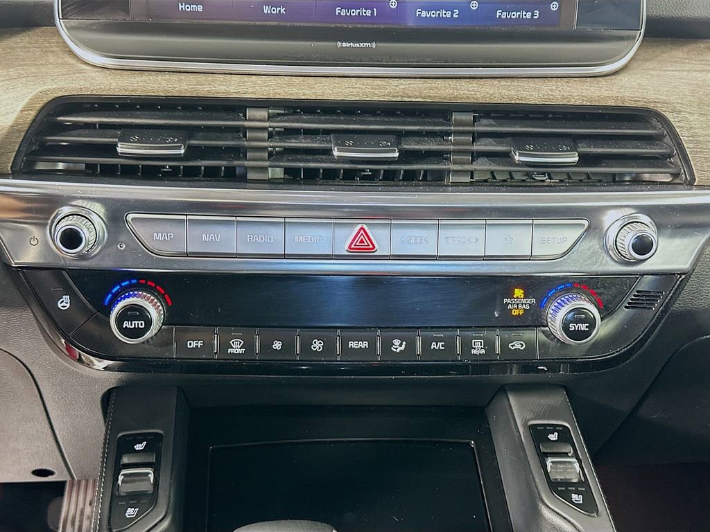 Used 2022 Kia Telluride EX w/ EX Premium Package image 16