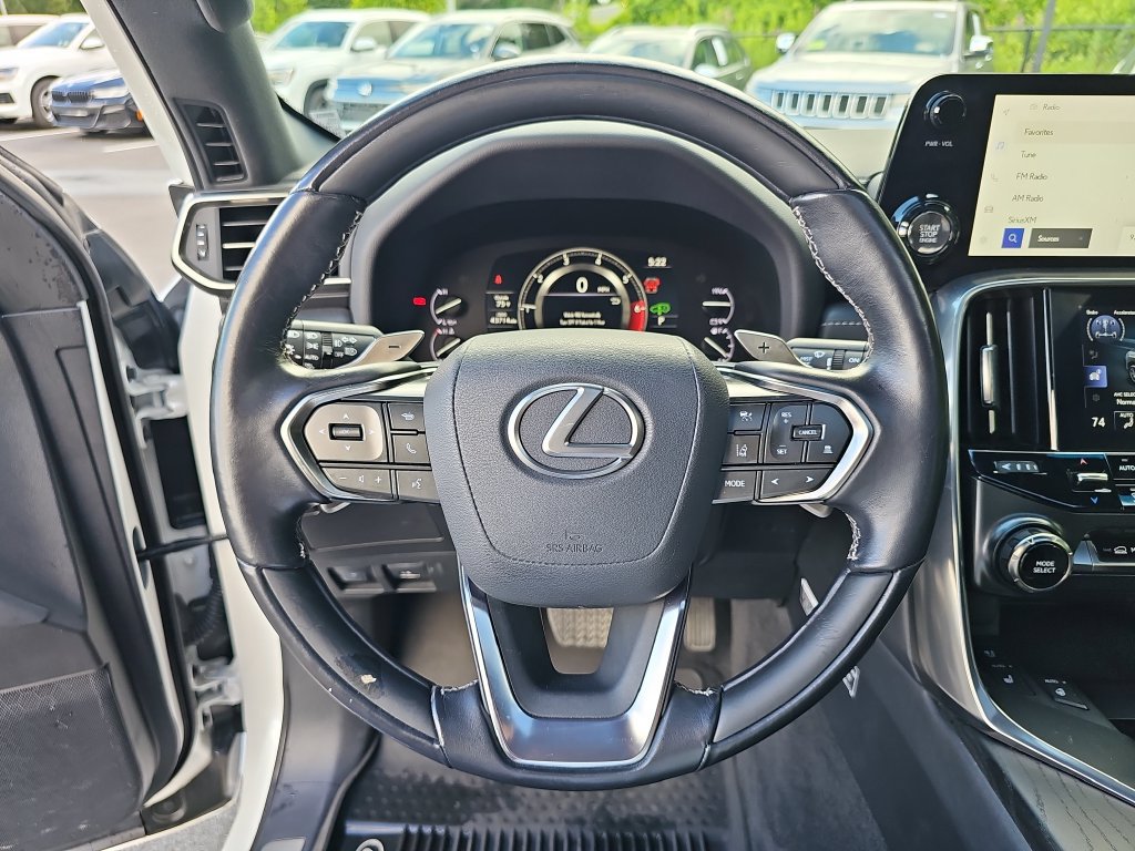 Used 2023 Lexus LX 600 4WD w/ Appearance Package image 16