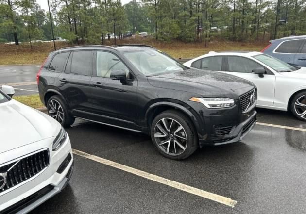 Used 2023 Volvo XC90 T8 Ultimate AWD/4WD image 2