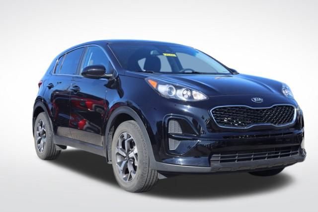 Used 2022 Kia Sportage LX image 1