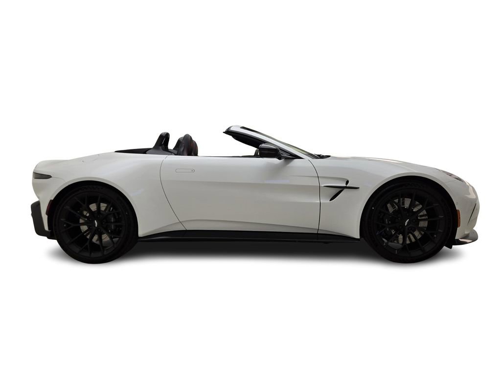 New 2026 Aston Martin V8 Vantage Coupe RWD image 6