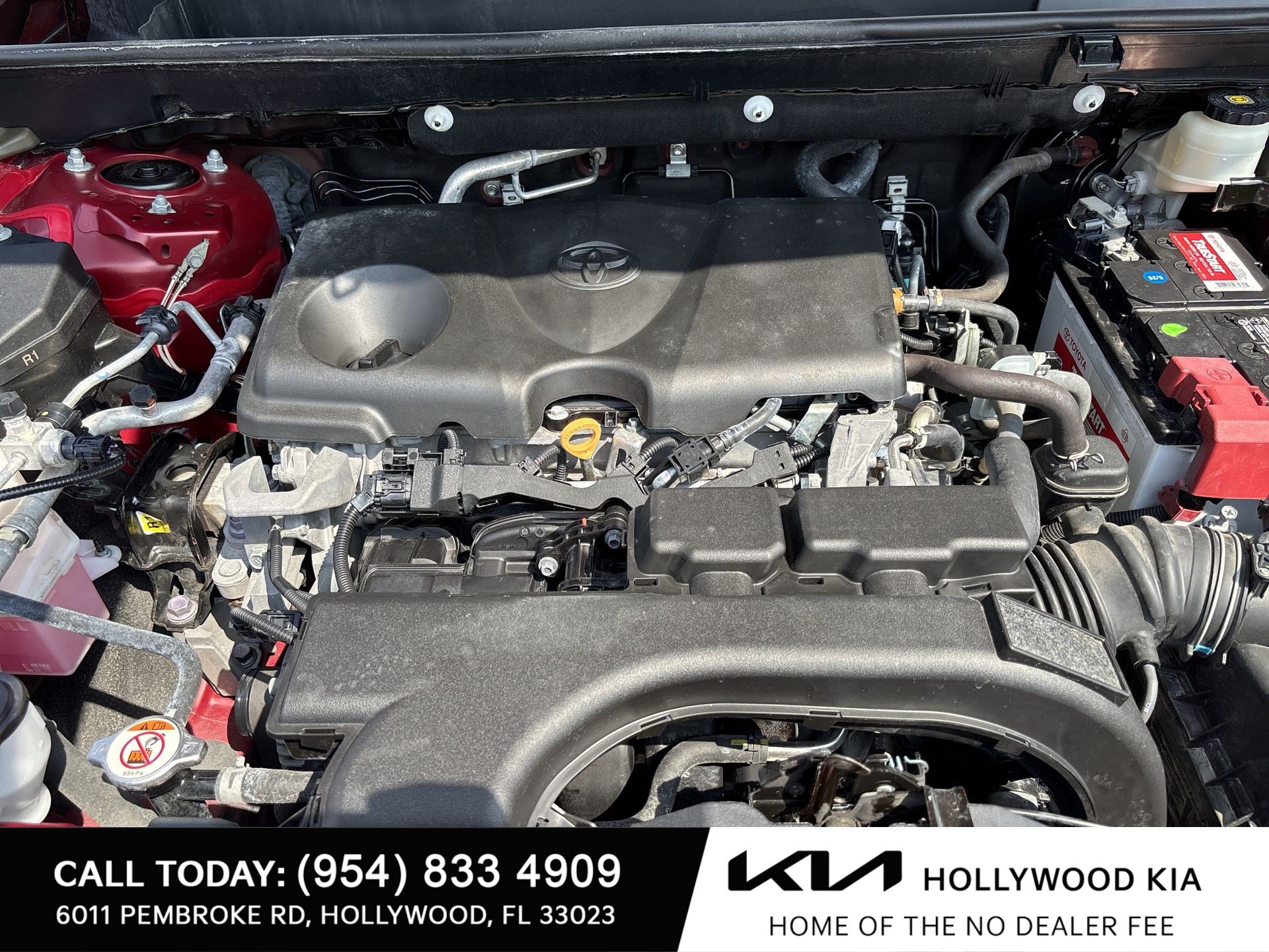 Used 2021 Toyota RAV4 XLE Premium FWD image 18