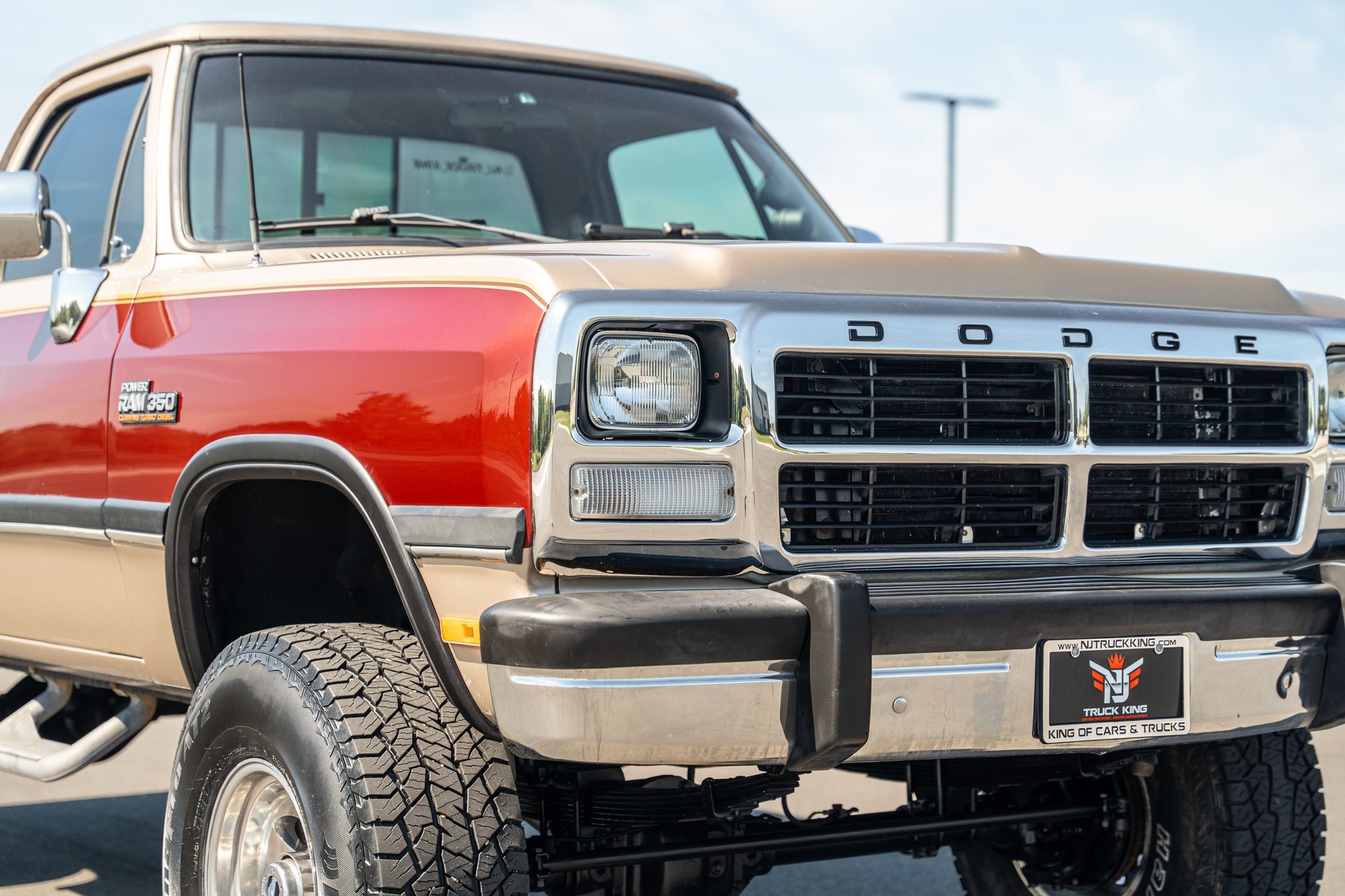 Used 1992 Dodge D/W Truck 350 image 28