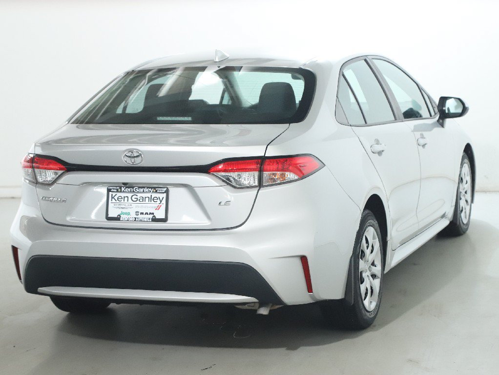 Used 2021 Toyota Corolla LE w/ Carpet Mat Package (TMS) FWD image 44