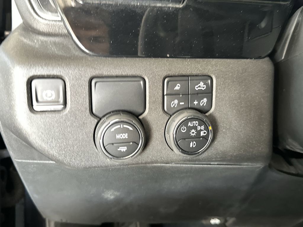 Used 2023 Chevrolet Silverado 1500 LTZ RWD image 19