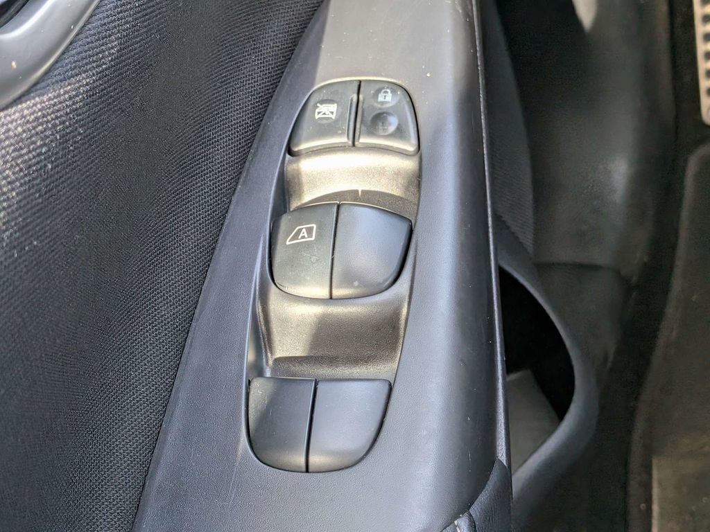 Used 2019 Nissan Sentra SV FWD image 22