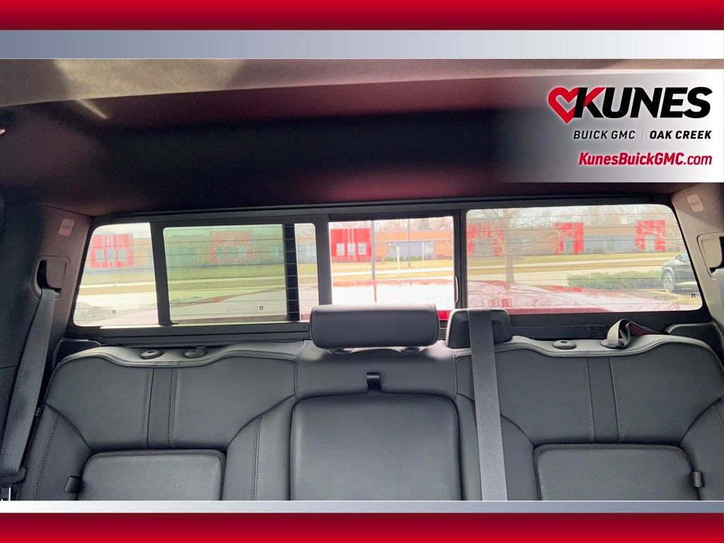 Used 2022 Chevrolet Silverado 1500 High Country w/ Technology Package image 30