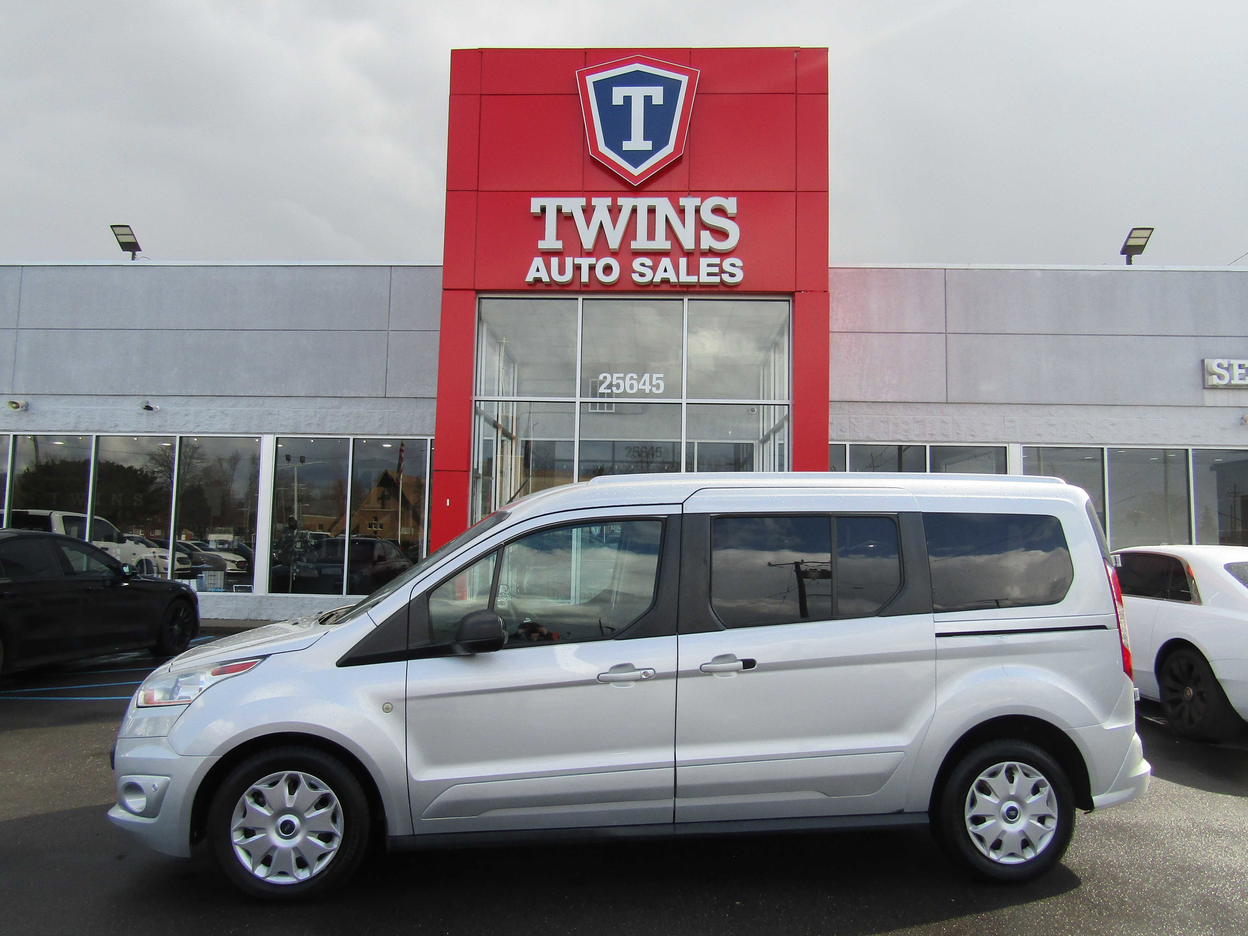Used 2018 Ford Transit Connect XLT