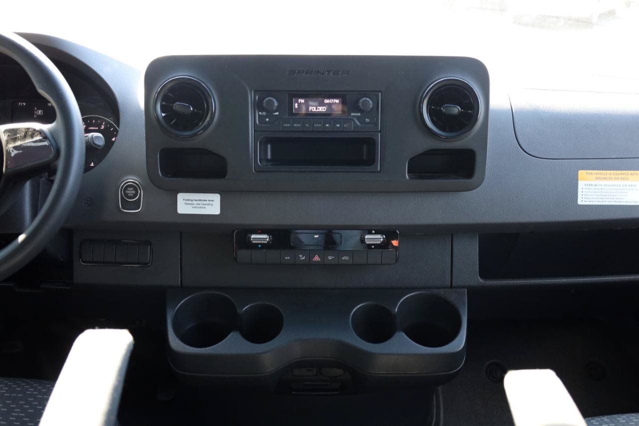 Used 2024 Mercedes-Benz Sprinter 2500 image 9