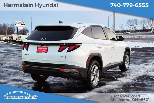 Used 2023 Hyundai Tucson SE image 28