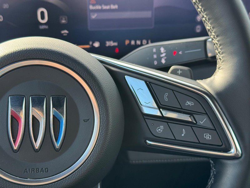 Certified 2025 Buick Enclave Preferred image 21