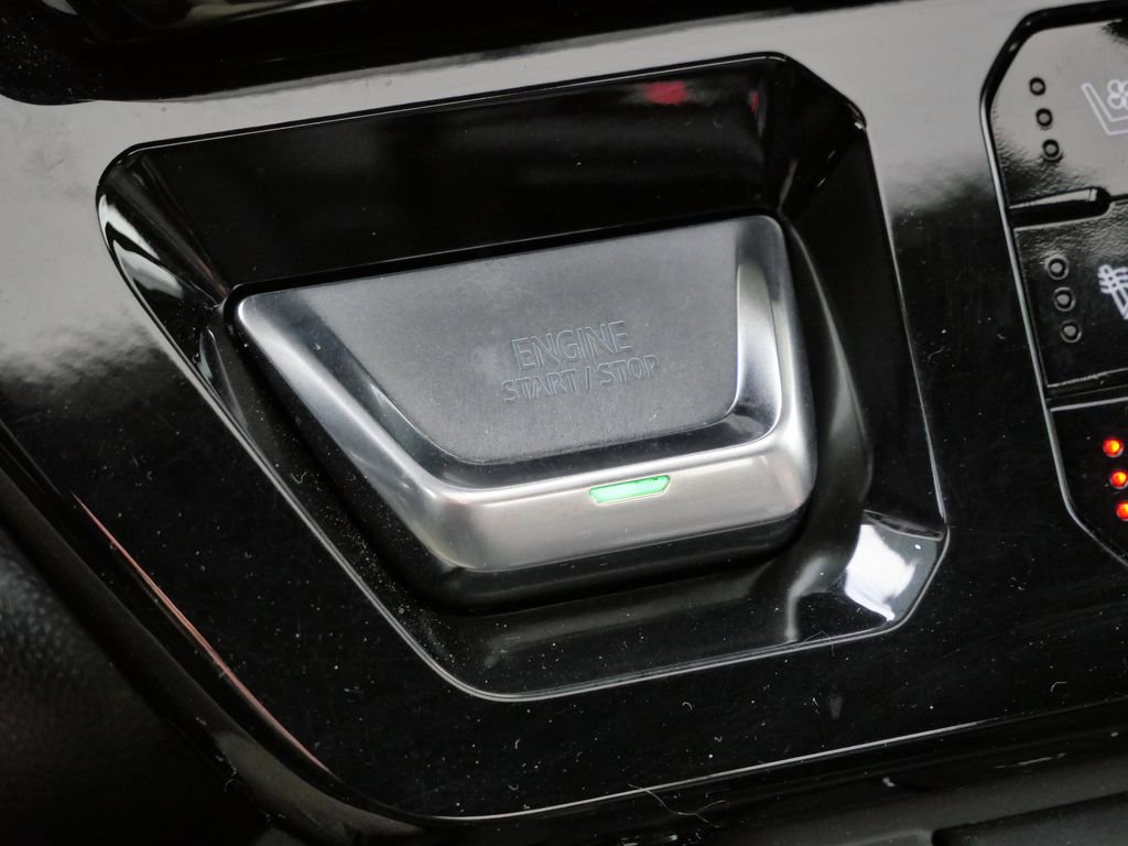 Used 2023 GMC Sierra 1500 AT4 w/ Technology Package image 25