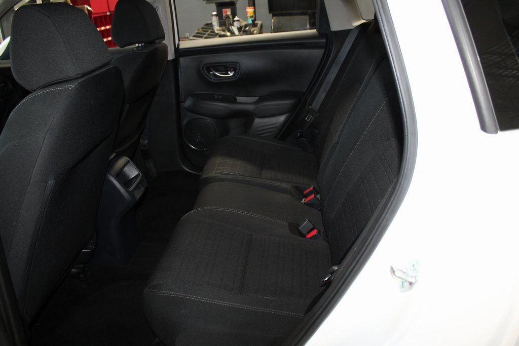 Used 2023 Honda HR-V LX image 17