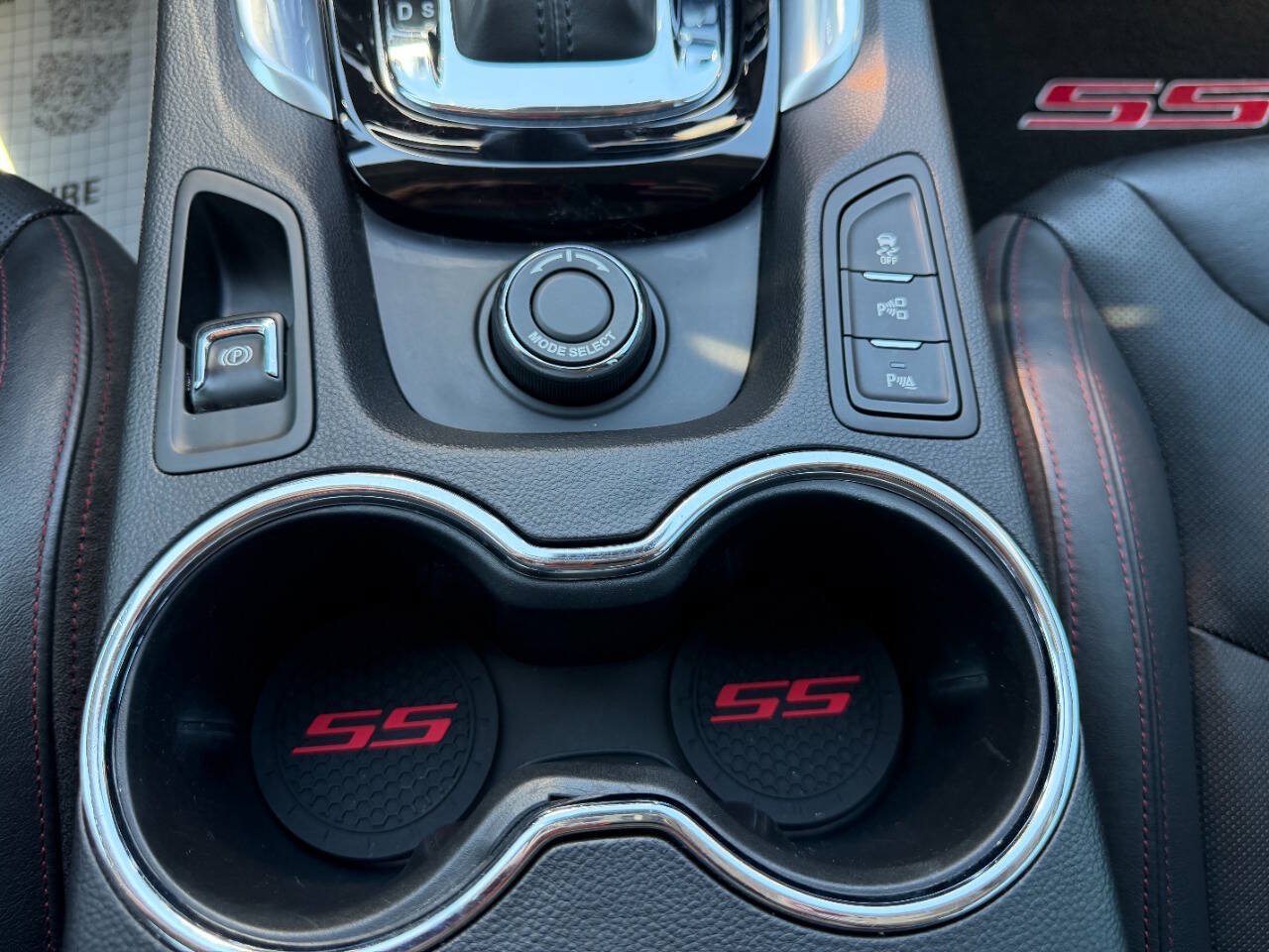 Used 2015 Chevrolet SS RWD image 29