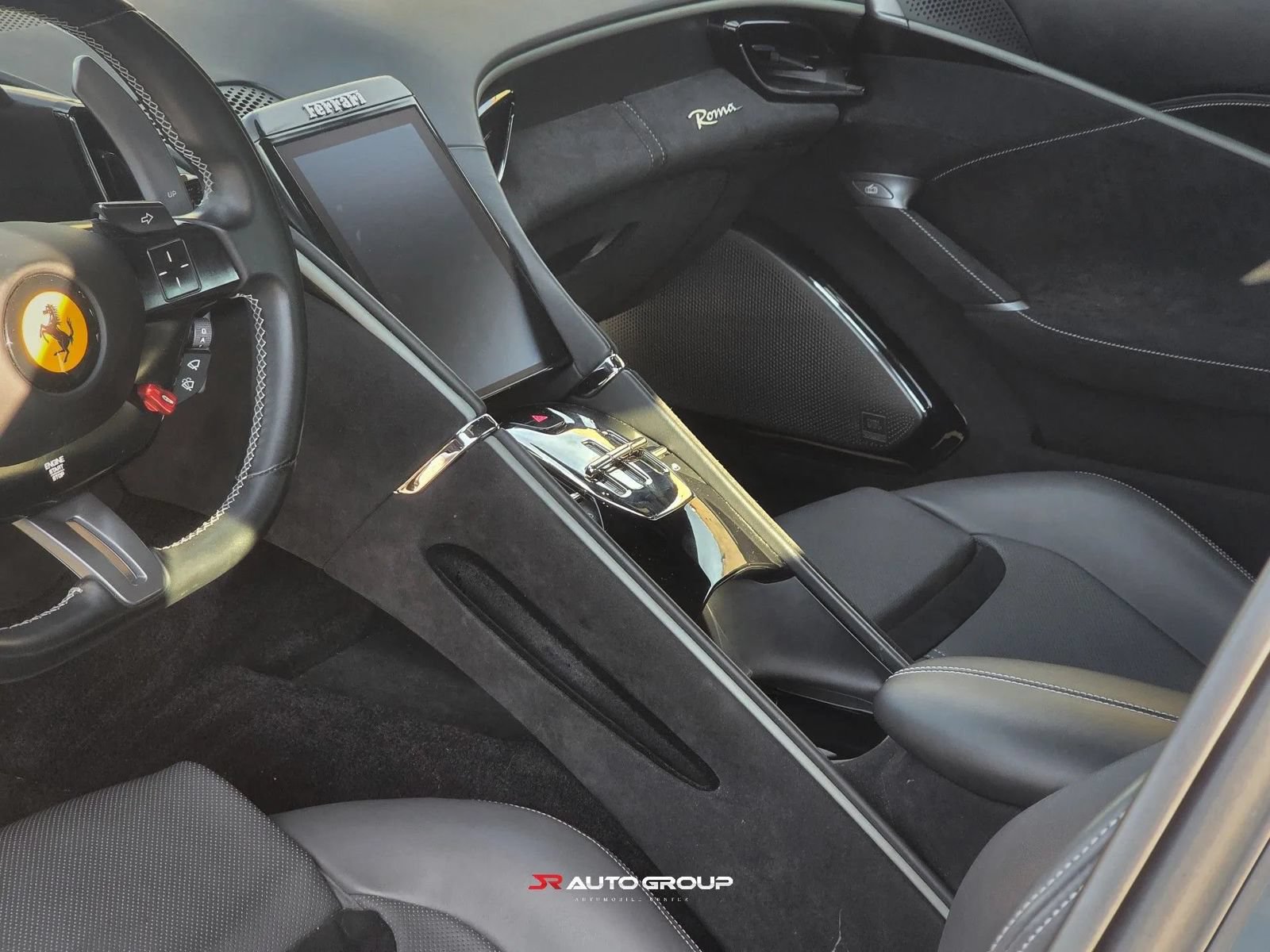 Used 2021 Ferrari Roma RWD image 23