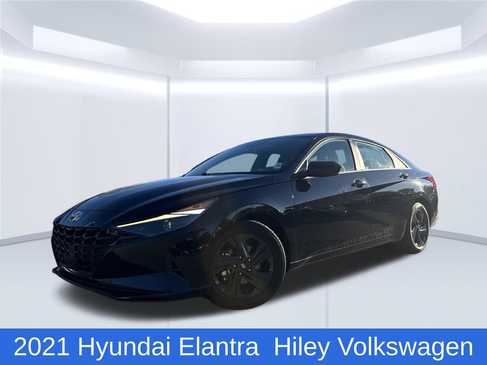 Used 2021 Hyundai Elantra SEL w/ Convenience Package FWD 360° Tour