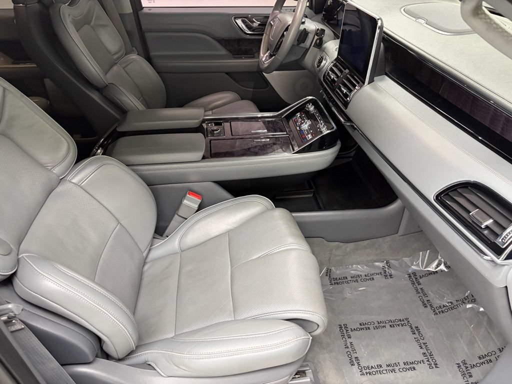 Used 2019 Lincoln Navigator Reserve AWD/4WD image 52