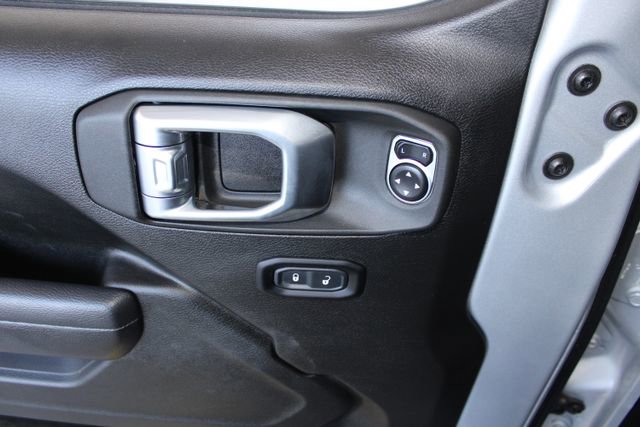 Used 2024 Jeep Wrangler Sport S image 17