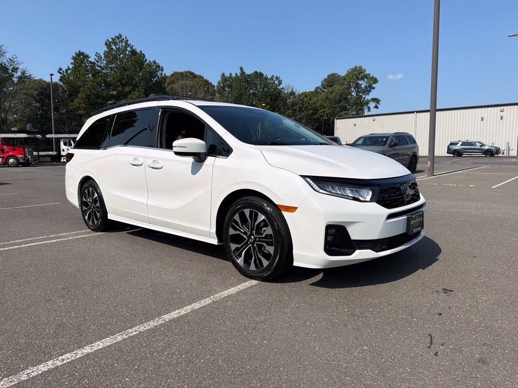 Used 2025 Honda Odyssey Elite image 6