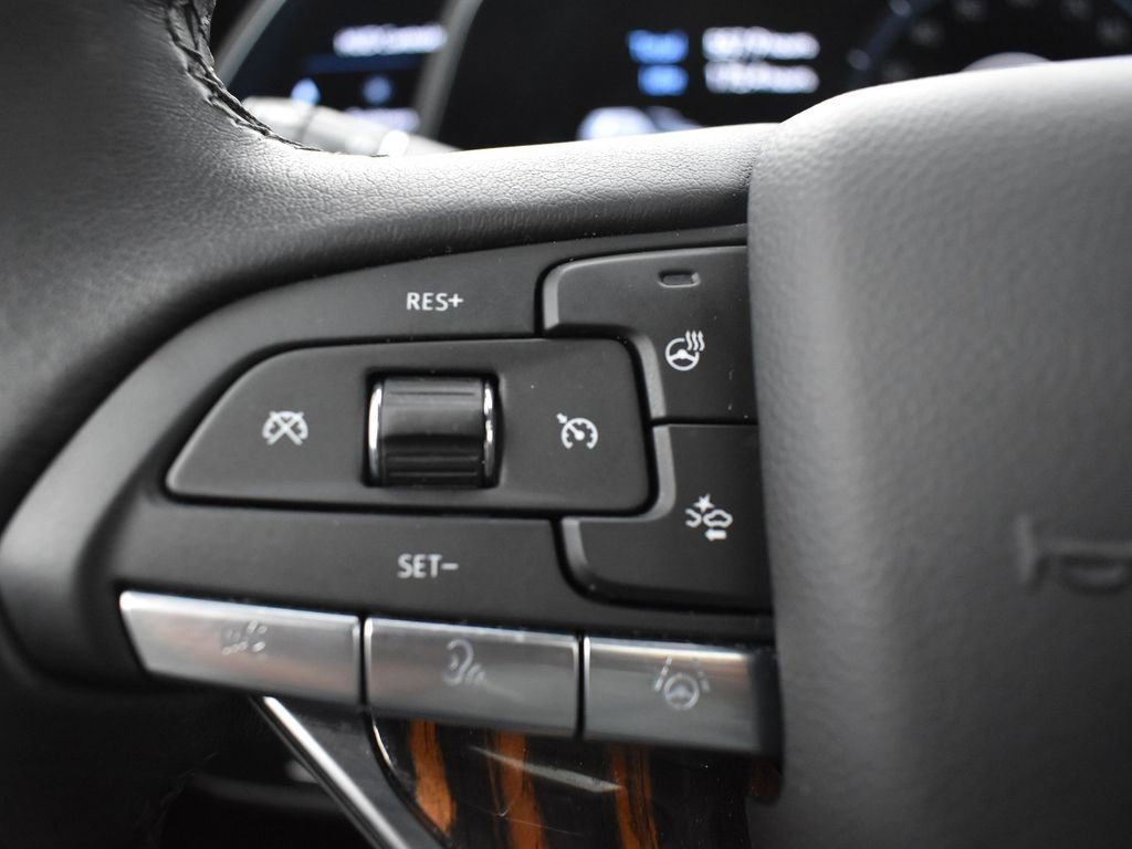 Certified 2024 Cadillac Escalade ESV Premium Luxury w/ Performance Package image 16