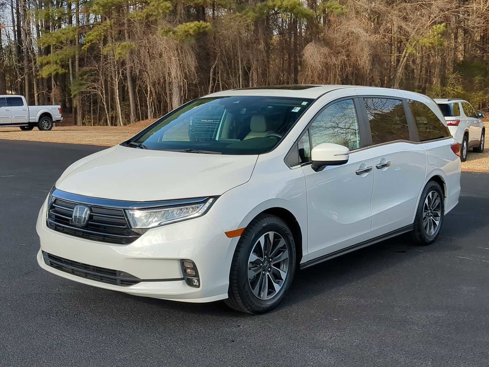 Used 2023 Honda Odyssey EX-L image 4