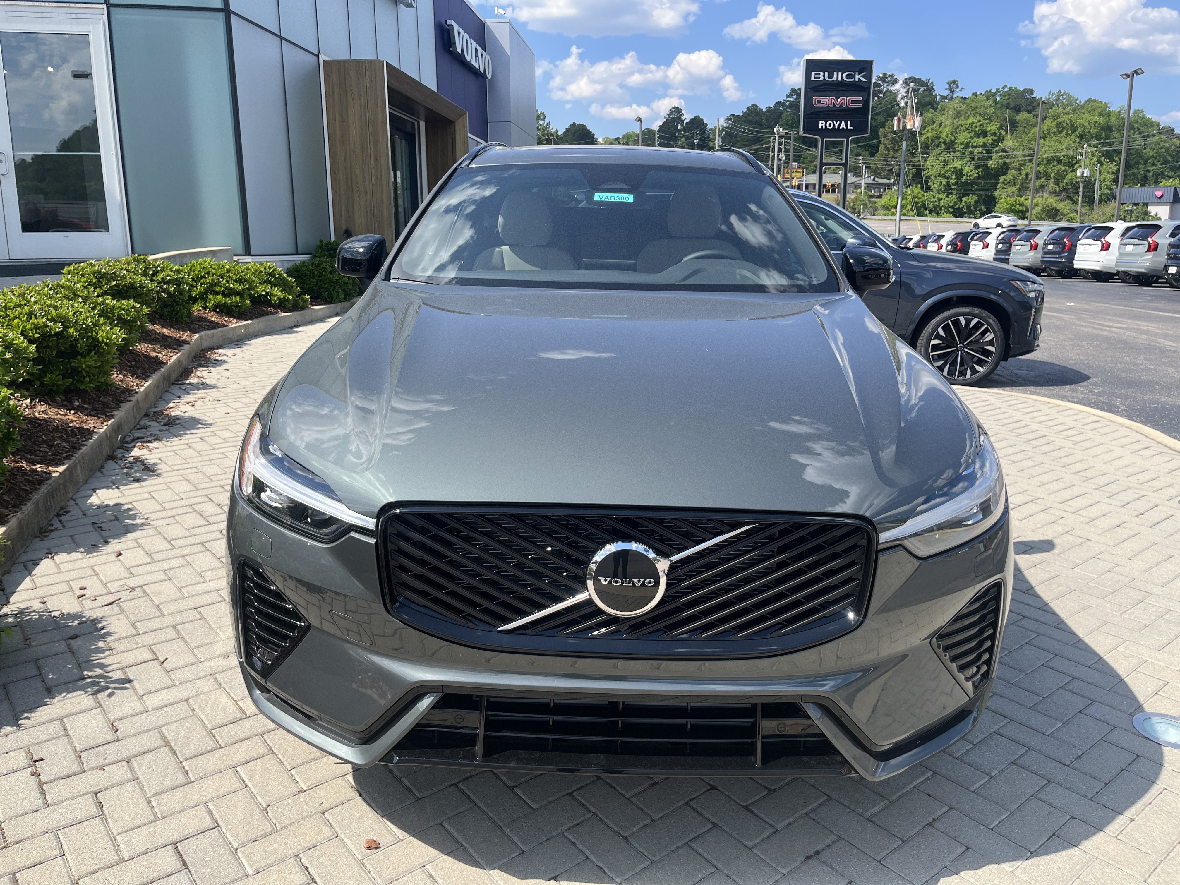 New 2026 Volvo XC60 T8 Core w/ Protection Package Premier AWD/4WD image 7