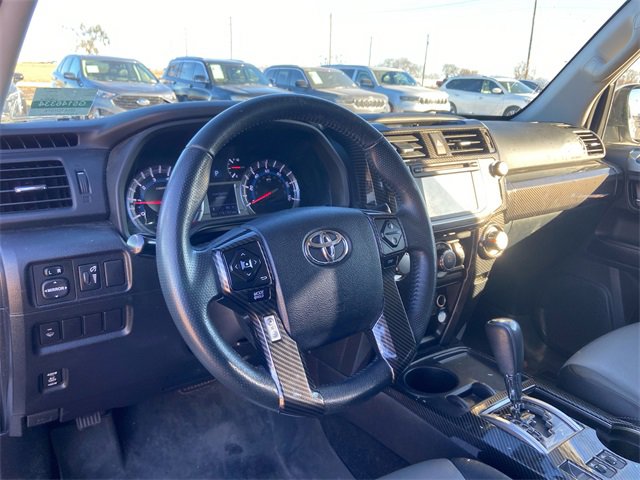 Used 2016 Toyota 4Runner SR5 image 17