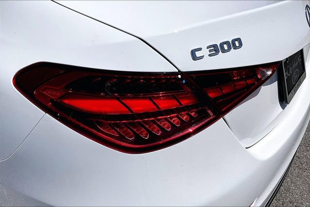 Used 2023 Mercedes-Benz C 300 4MATIC Sedan image 29
