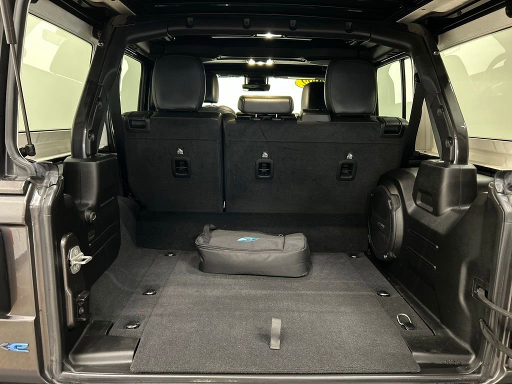 Used 2022 Jeep Wrangler Unlimited Rubicon 4xe w/ Cold Weather Group image 6