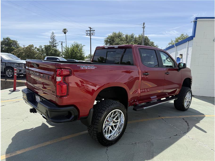 Used 2019 Chevrolet Silverado 1500 LT Trail Boss AWD/4WD image 6