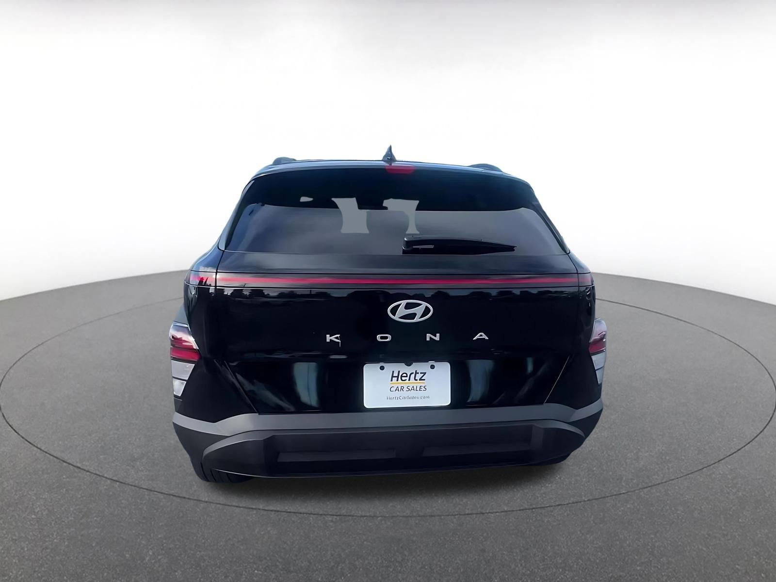 Used 2025 Hyundai Kona SEL image 12