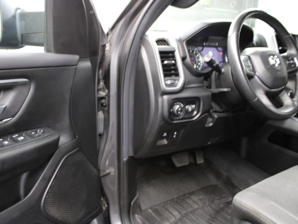 Used 2019 RAM 1500 Big Horn AWD/4WD image 48