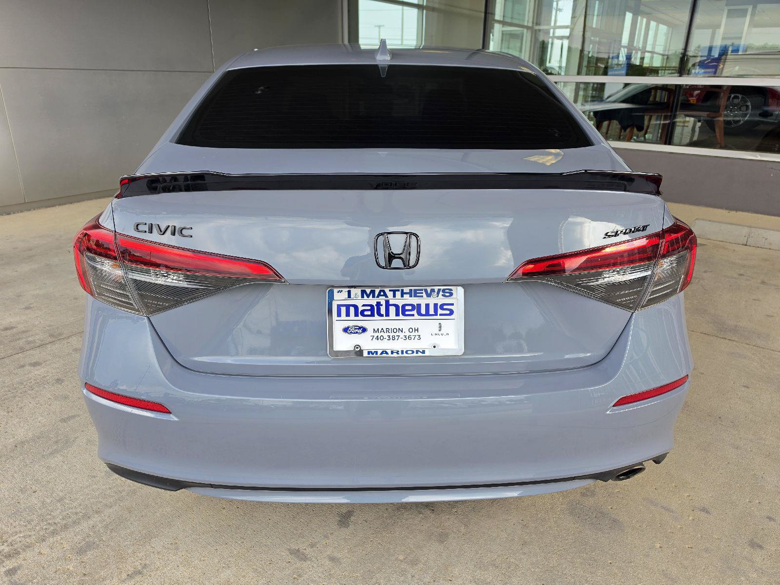 Used 2024 Honda Civic Sport image 3