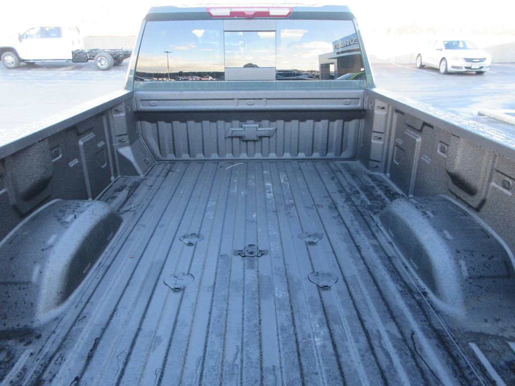 New 2026 Chevrolet Silverado 3500 LT w/ All Star Edition AWD/4WD image 14