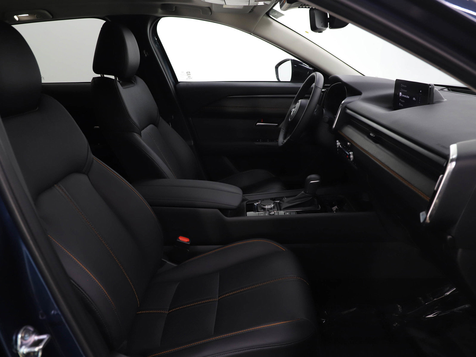 Used 2025 MAZDA CX-50 2.5 Hybrid w/ Premium Plus Pkg image 12