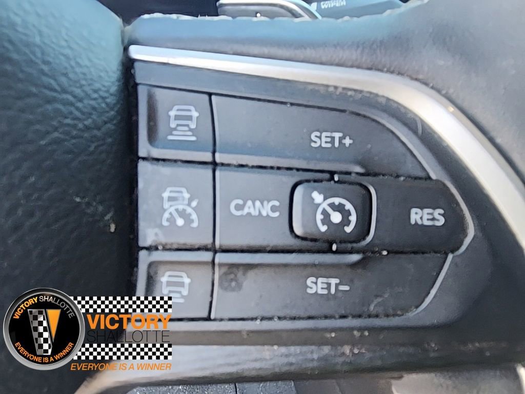 Used 2023 Jeep Grand Cherokee Altitude image 14