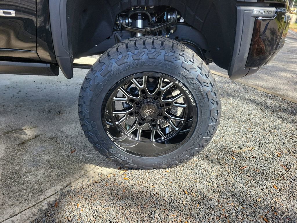 New 2026 GMC Sierra 2500 AT4 w/ AT4 Premium Plus Package image 7