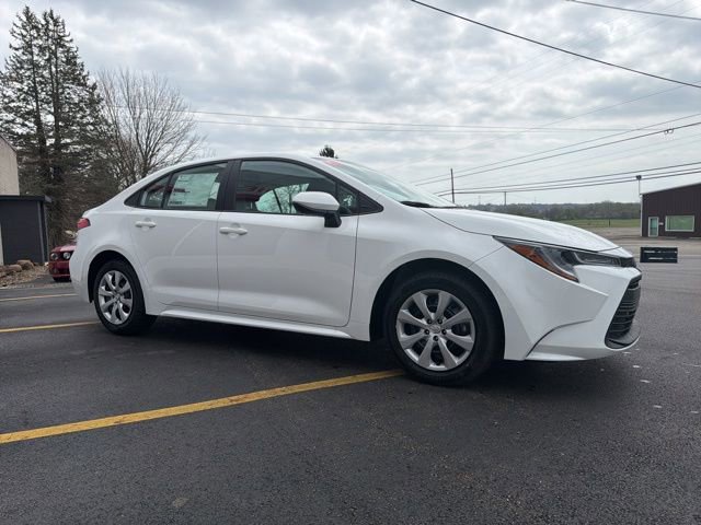 New 2026 Toyota Corolla LE FWD image 9