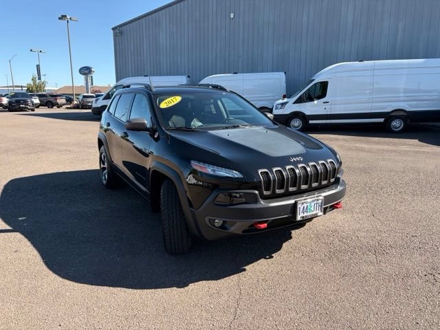 Used 2017 Jeep Cherokee Trailhawk w/ Comfort/Convenience Group AWD/4WD image 9