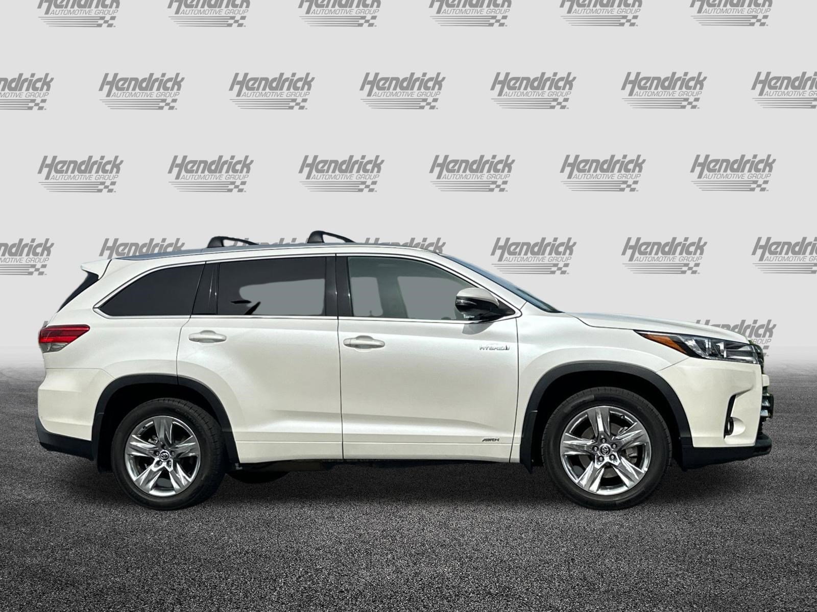 Used 2018 Toyota Highlander Limited image 3