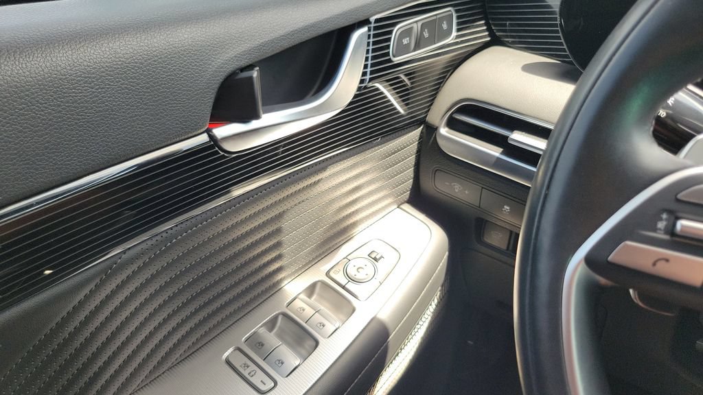 Certified 2023 Hyundai Palisade Calligraphy FWD image 20