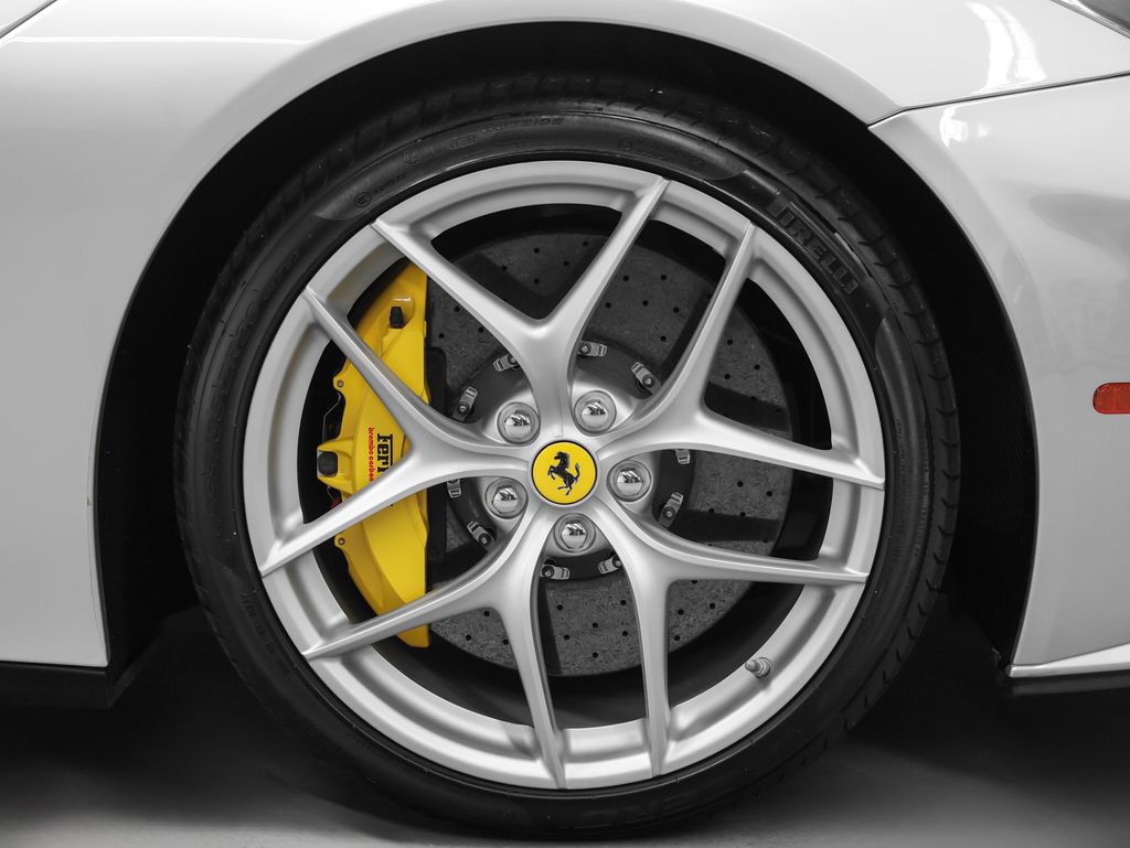 Certified 2014 Ferrari F12 Berlinetta RWD image 12