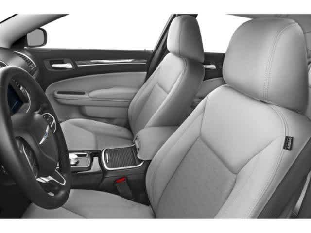 Used 2022 Chrysler 300 S RWD image 12
