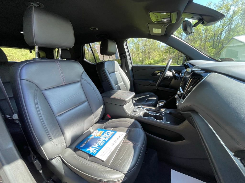Used 2023 Chevrolet Traverse RS AWD/4WD image 13