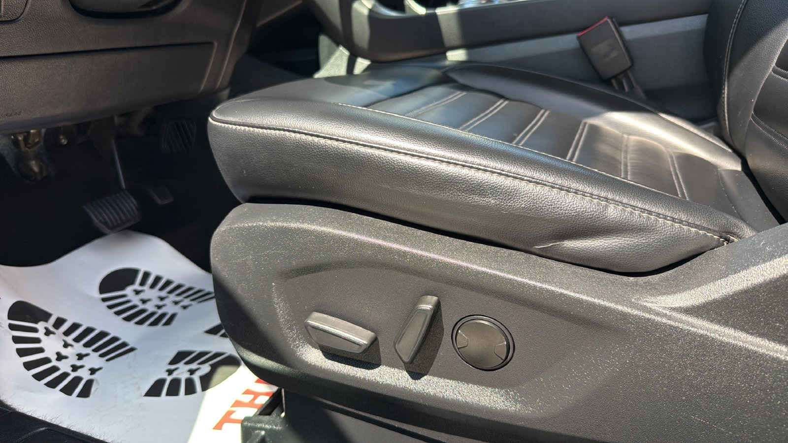 Certified 2024 Ford Edge SEL AWD/4WD image 10