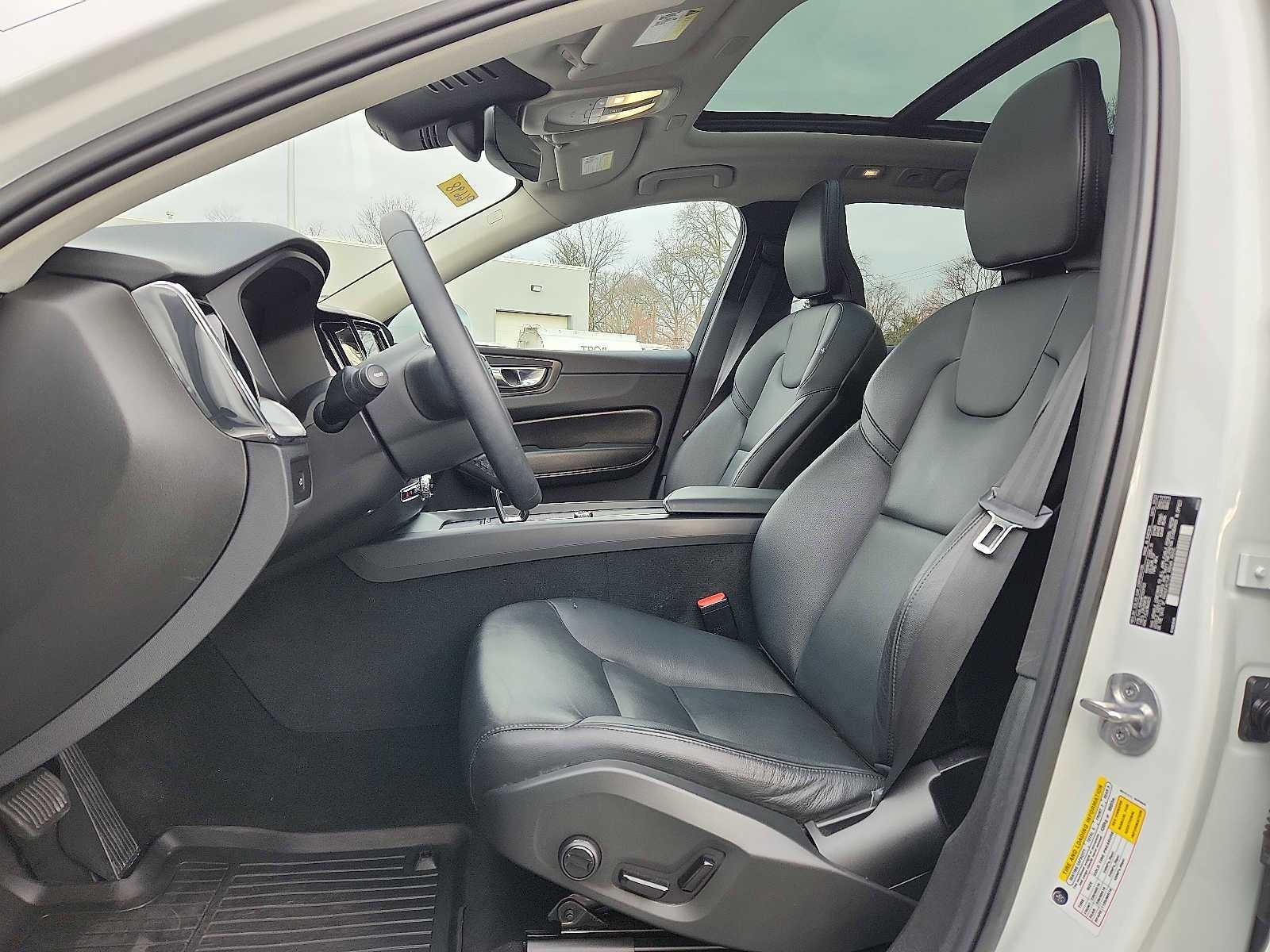 Certified 2023 Volvo XC60 B5 Core w/ Climate Package image 13